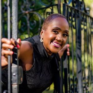 Meet your Posher, Dr-mary